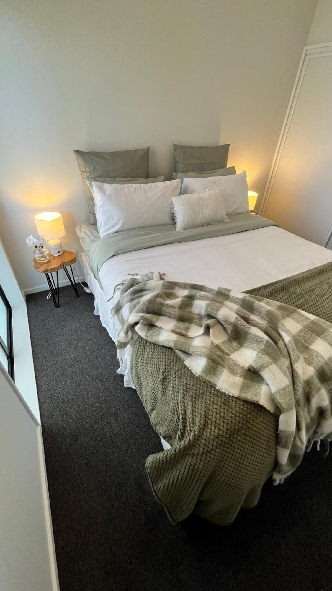 Luxury 2 Bedroom By St James Park Christchurch Buitenkant foto